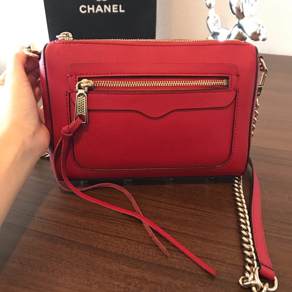 Rebecca Minkoff Avery Crossbody Cherry Red🍒
